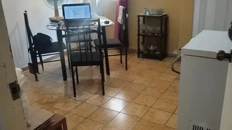Vivienda de 2 habitaciones en Vedado, Plaza de la Revolución — foto 4 de 6