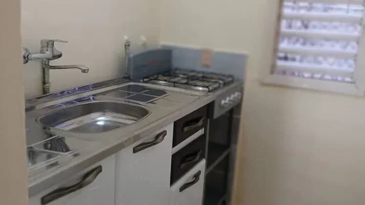 Vivienda de 2 habitaciones en Vedado, Plaza de la Revolución — foto 8 de 9