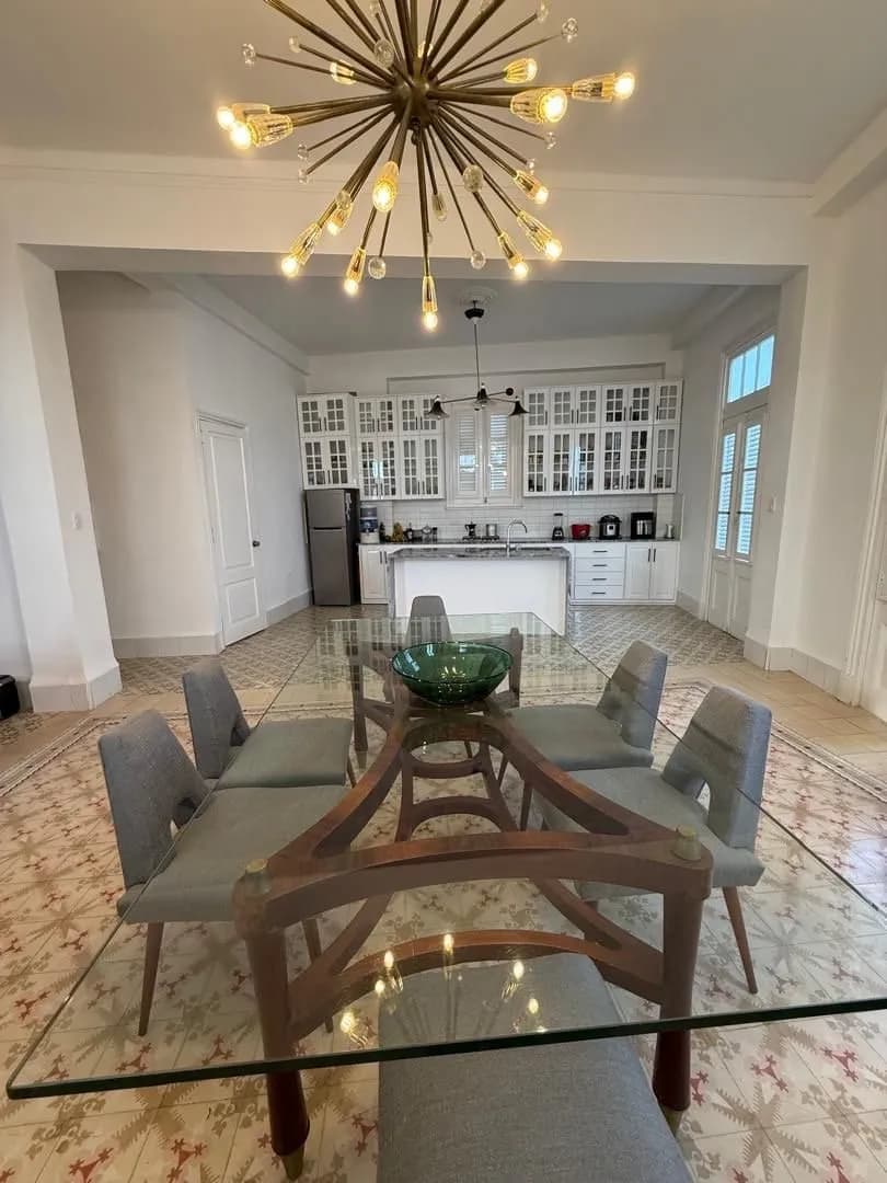Vivienda de 4 habitaciones en Vedado, Plaza de la Revolución — foto 11 de 12