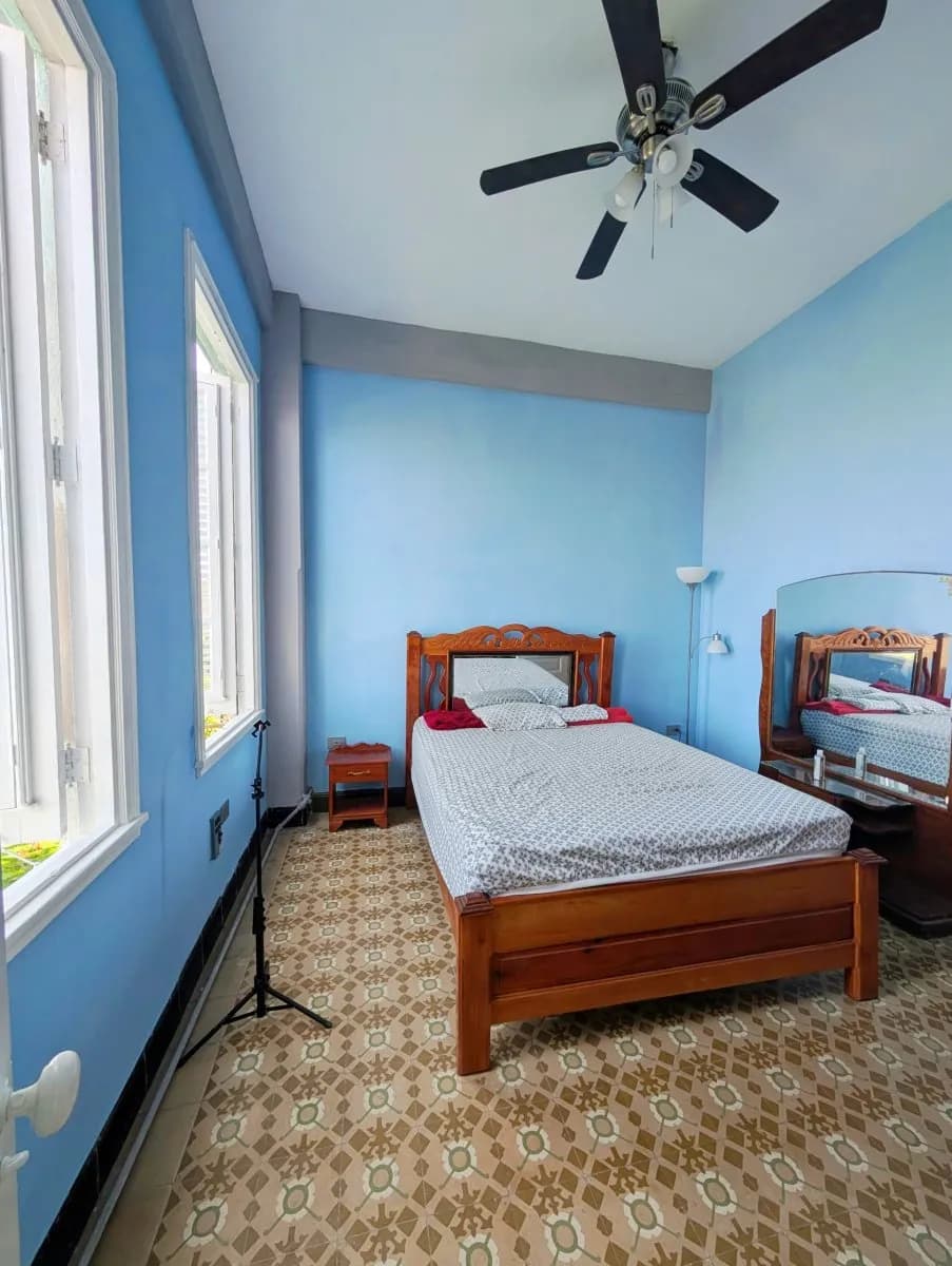 Vivienda de 2 habitaciones en Vedado, Plaza de la Revolución — foto 9 de 12