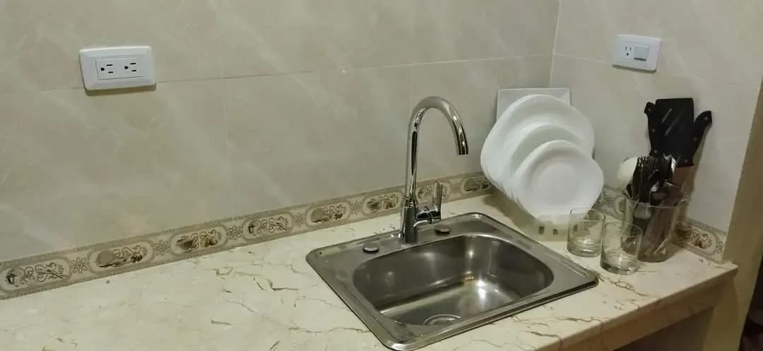 Casa de 2 habitaciones en Centro Habana, La Habana — foto 8 de 17