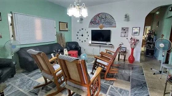 Vivienda de 4 habitaciones en Sevillano, Diez de Octubre — foto 1 de 6