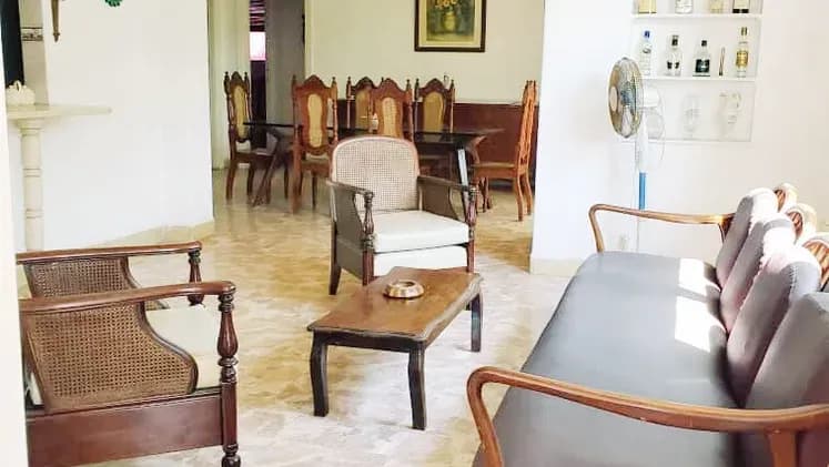 Vivienda de 3 habitaciones en Vedado, Plaza de la Revolución — foto 8 de 10