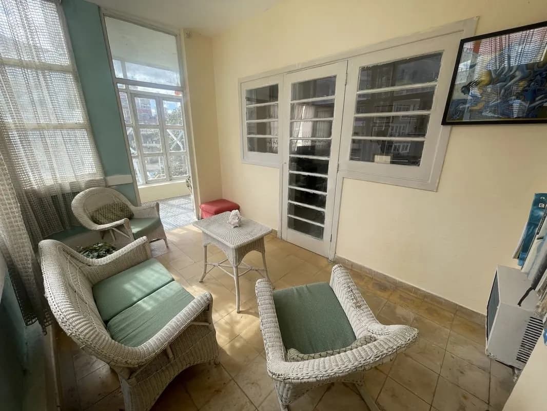 Vivienda de 4 habitaciones en Vedado, Plaza de la Revolución — foto 4 de 12