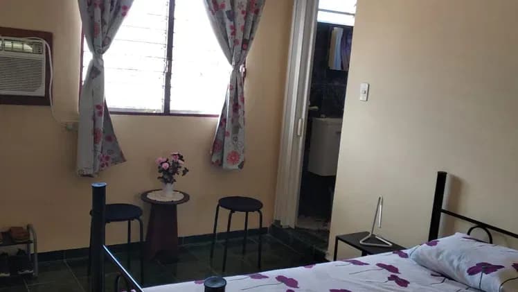 Vivienda de 3 habitaciones en Vedado, Plaza de la Revolución — foto 6 de 8