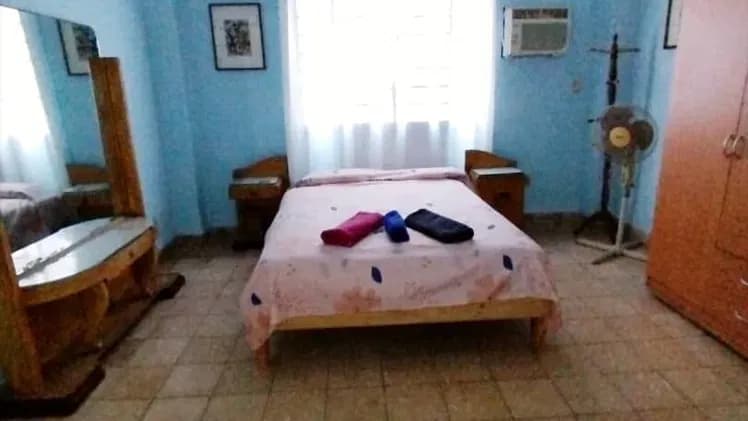 Vivienda de 2 habitaciones en Vedado, Plaza de la Revolución — foto 7 de 9