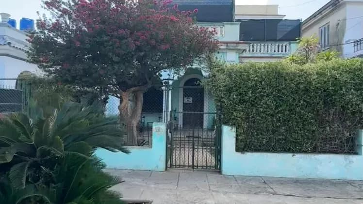 Vivienda de 7 habitaciones en La Sierra, Playa — foto 1 de 10
