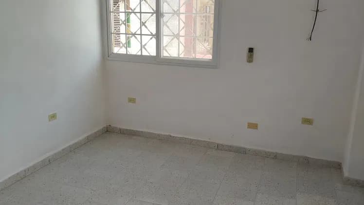 Vivienda de 4 habitaciones en Vedado, Plaza de la Revolución — foto 9 de 10