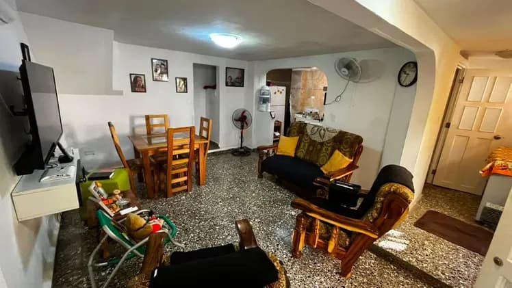 Vivienda de 2 habitaciones en Vedado, Plaza de la Revolución — foto 2 de 10