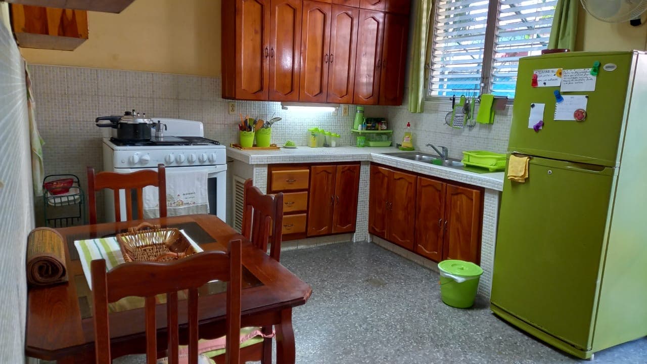 Casa de 4 habitaciones en Marianao, La Habana — foto 9 de 14