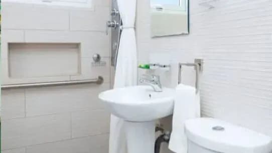 Vivienda de 3 habitaciones en Vedado, Plaza de la Revolución — foto 7 de 8