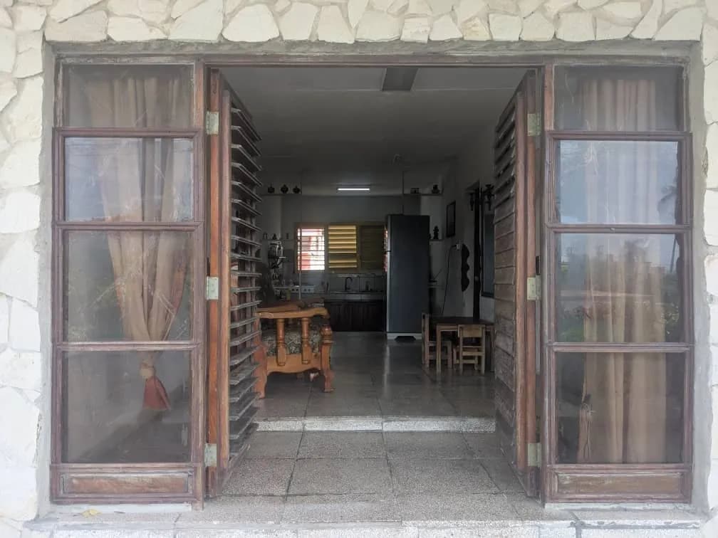 Vivienda de 7 habitaciones en Guanabo, La Habana del Este — foto 3 de 3
