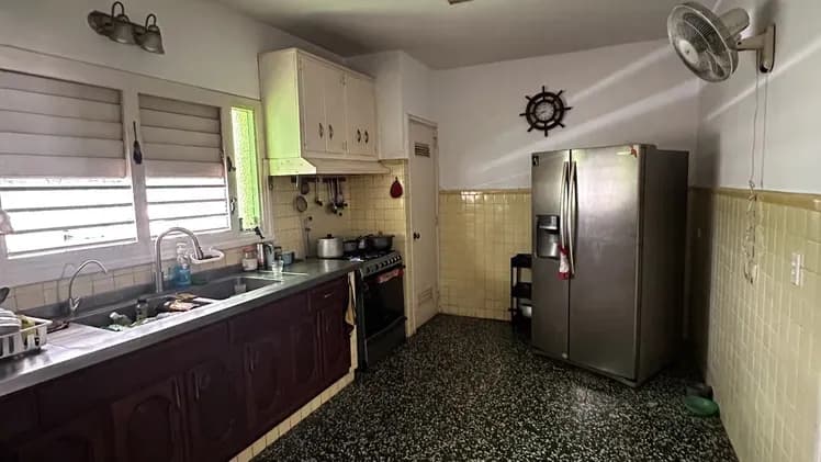 Vivienda de 7 habitaciones en Nuevo Vedado, Plaza de la Revolución — foto 3 de 4