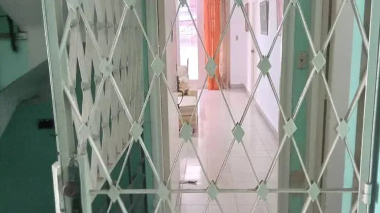 Vivienda de 2 habitaciones en Vedado, Plaza de la Revolución — foto 8 de 10