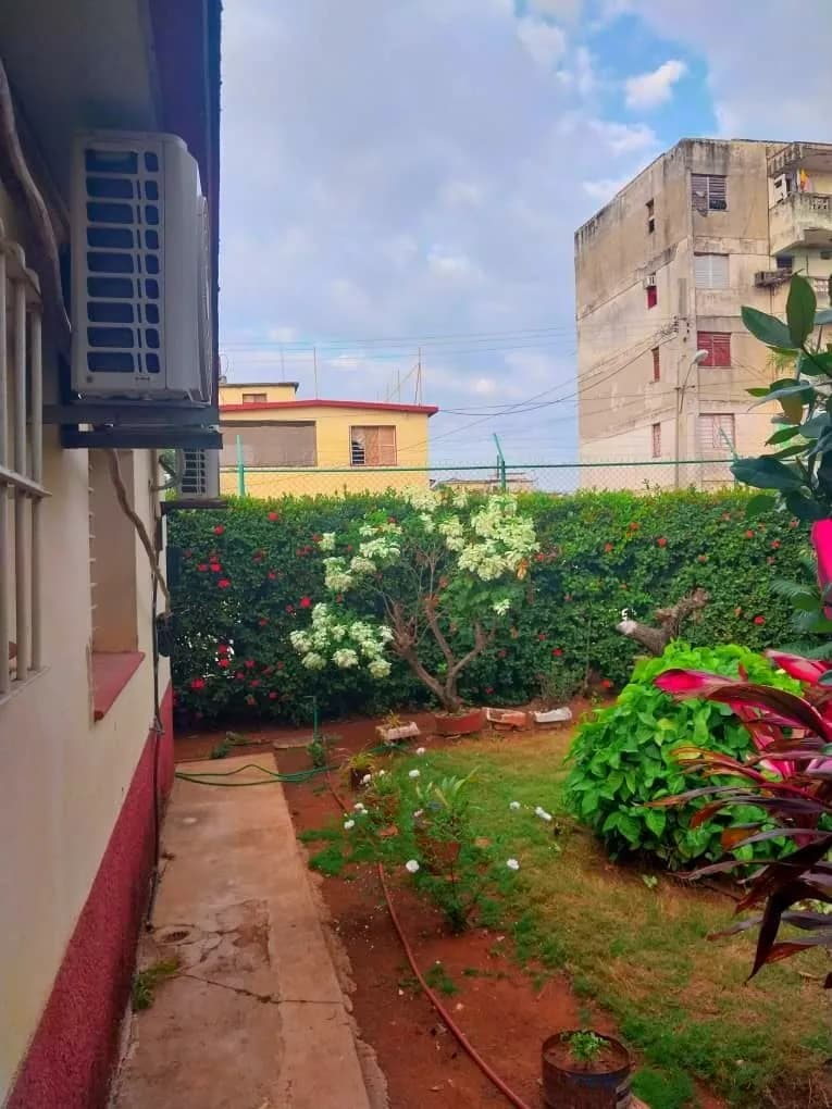 Vivienda de 4 habitaciones en Versalles, La Lisa — foto 4 de 12