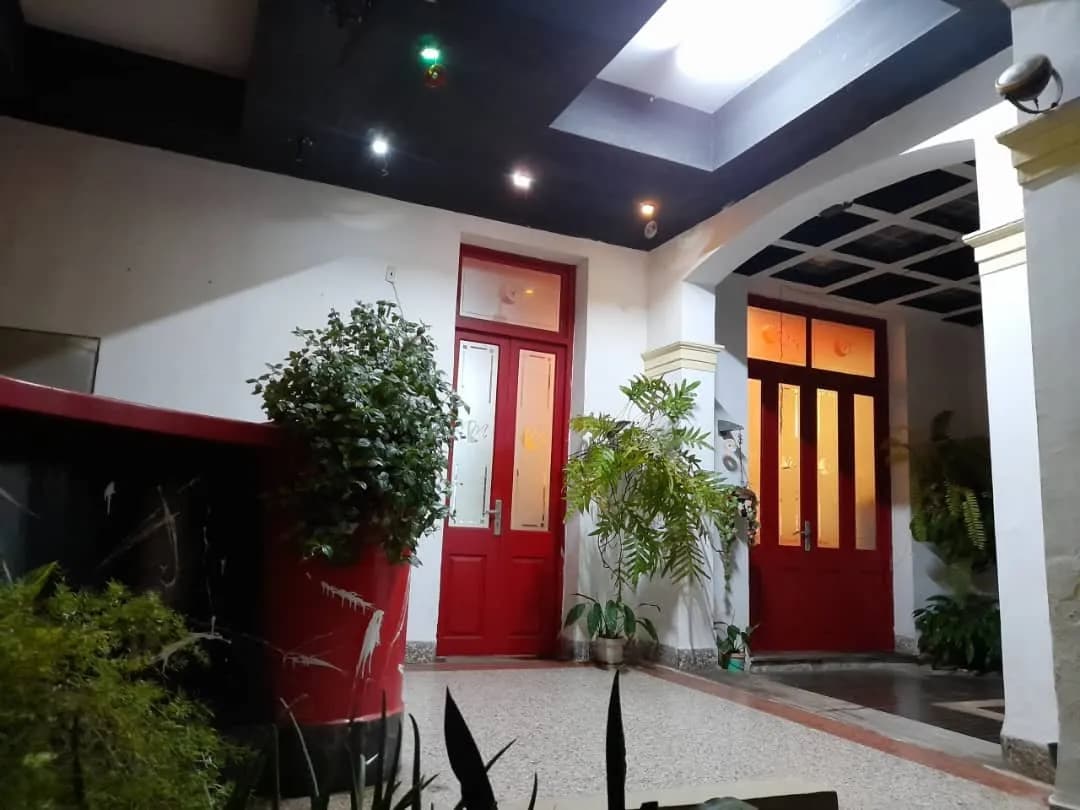 Vivienda de 4 habitaciones en Vedado, Plaza de la Revolución — foto 6 de 12