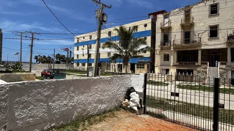 Vivienda de 2 habitaciones en Vedado, Plaza de la Revolución — foto 4 de 10