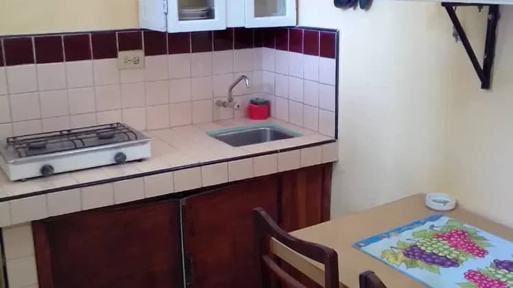 Vivienda de 1 habitaciones en Vedado, Plaza de la Revolución — foto 3 de 9