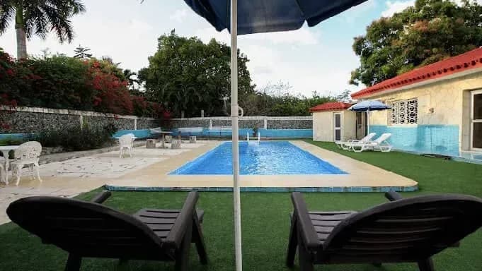 Vivienda de 8 habitaciones en Siboney, Playa