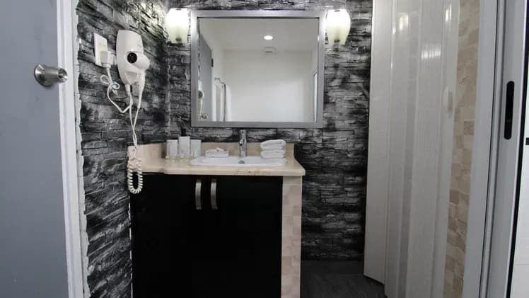 Vivienda de 2 habitaciones en Vedado, Plaza de la Revolución — foto 6 de 9