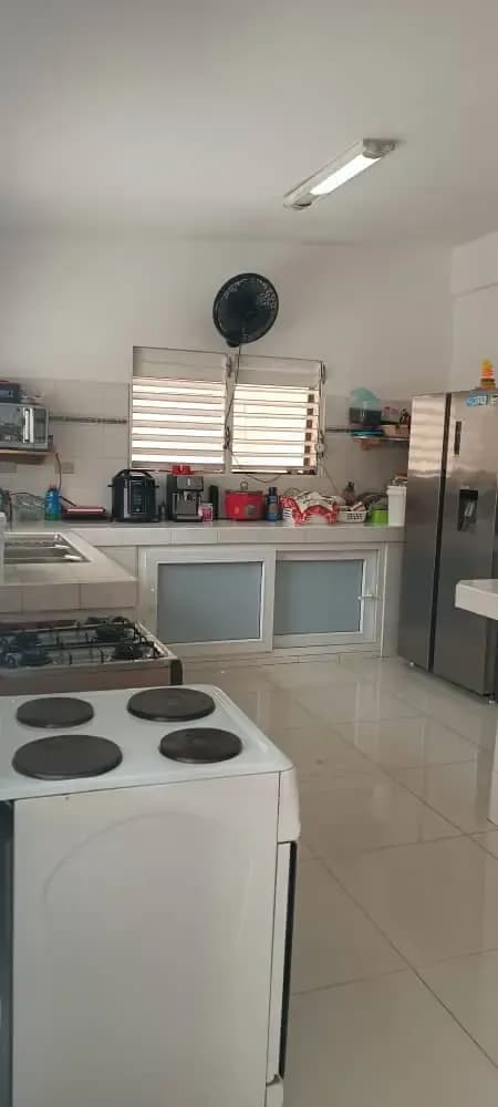 Casa de 3 habitaciones en La Lisa, La Habana — foto 8 de 25