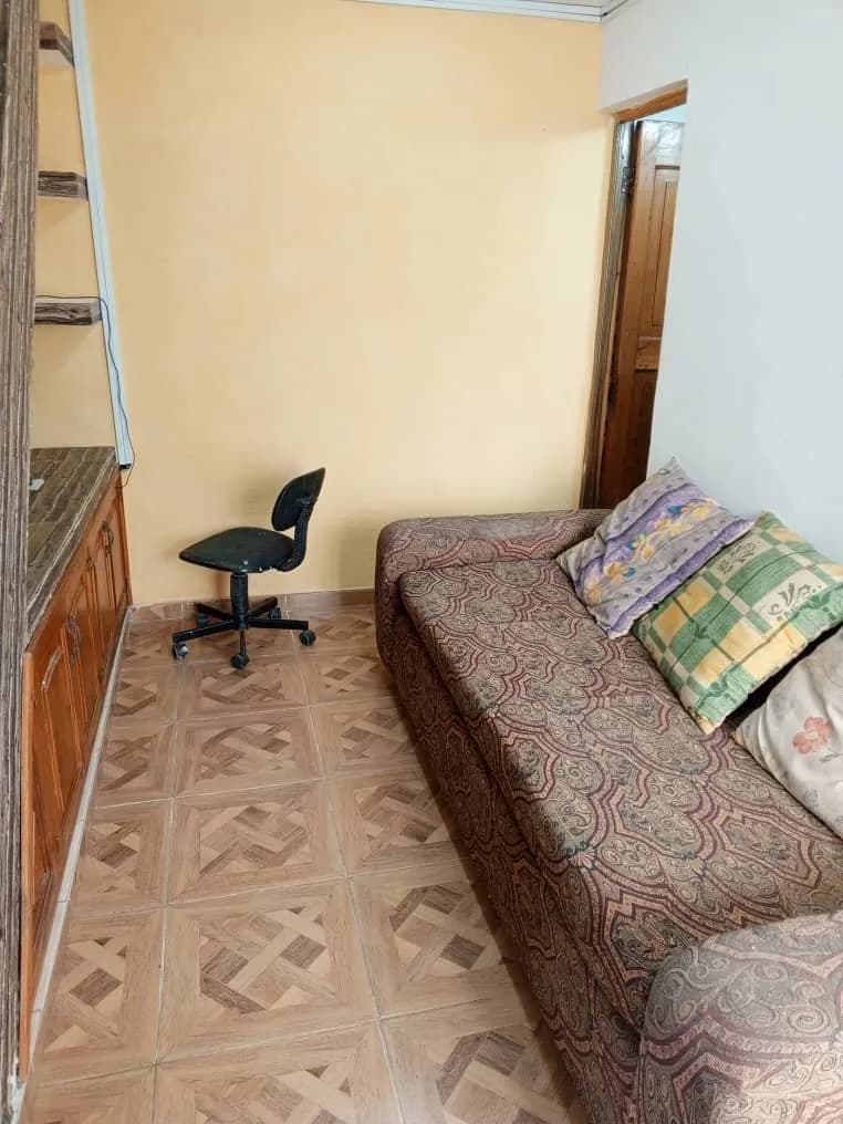 Vivienda de 5 habitaciones en El Vedado, Plaza de la Revolución — foto 4 de 12