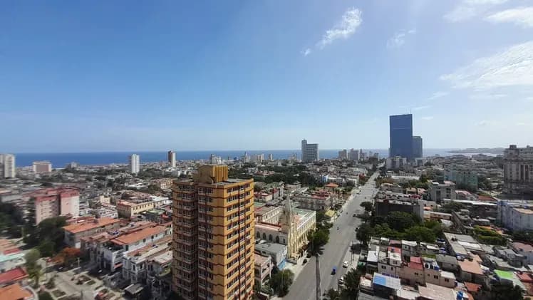Vivienda de 3 habitaciones en Vedado, Plaza de la Revolución — foto 4 de 10