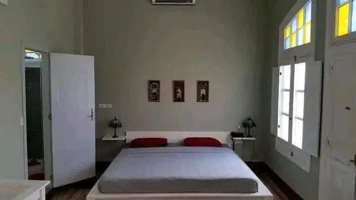 Vivienda de 4 habitaciones en Vedado, Plaza de la Revolución — foto 7 de 10