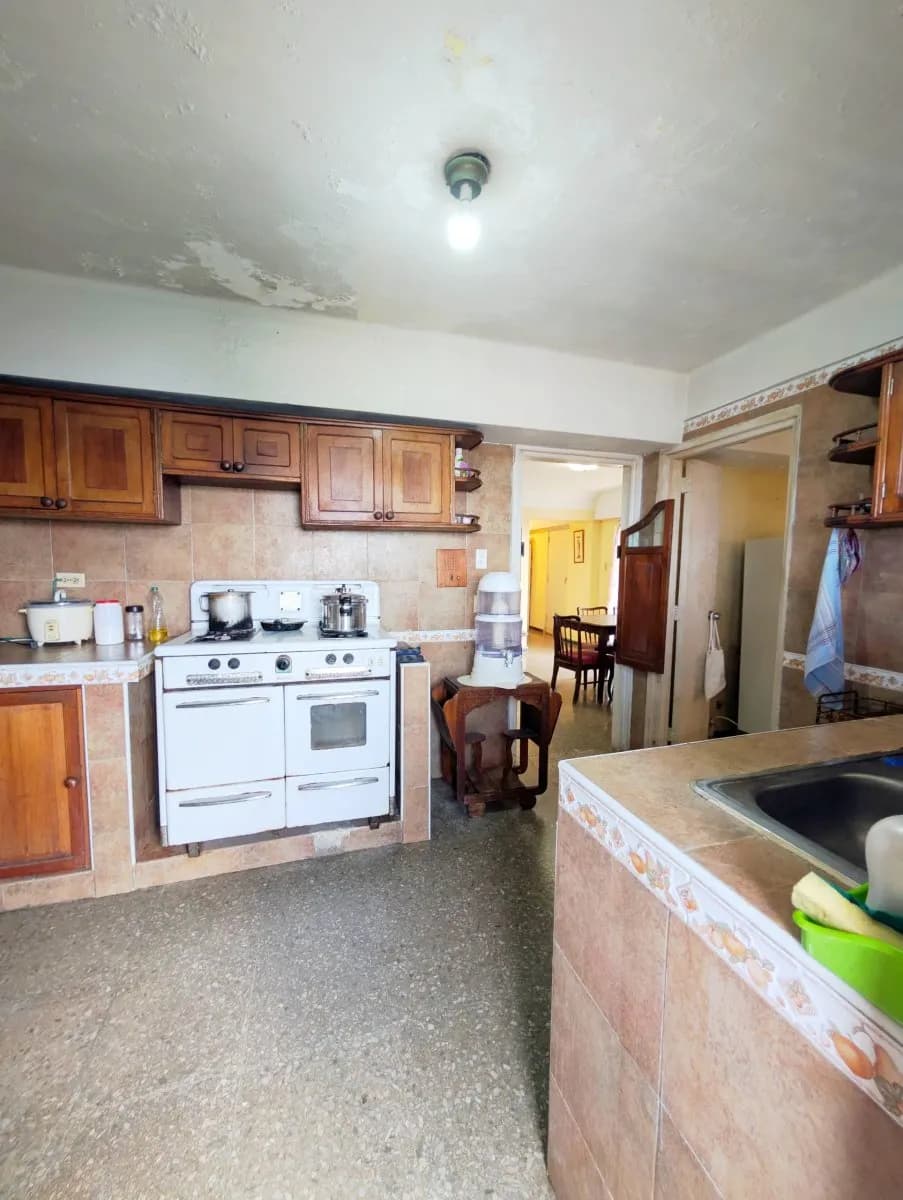 Vivienda de 4 habitaciones en Vedado, Plaza de la Revolución — foto 9 de 12