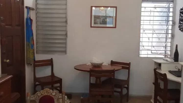 Vivienda de 2 habitaciones en Vedado, Plaza de la Revolución — foto 2 de 9