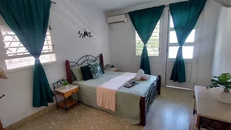 Vivienda de 2 habitaciones en Vedado, Plaza de la Revolución — foto 2 de 10