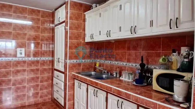 Vivienda de 5 habitaciones en Chibás, Guanabacoa — foto 3 de 10