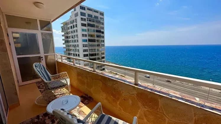 Vivienda de 5 habitaciones en Vedado, Plaza de la Revolución — foto 2 de 10