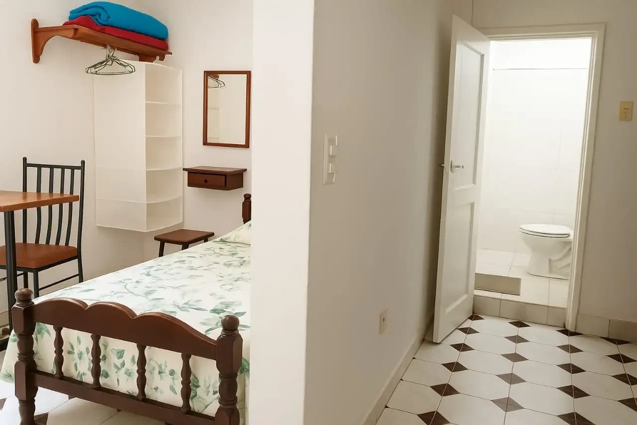 Casa de 2 habitaciones en Centro Habana, La Habana — foto 8 de 12