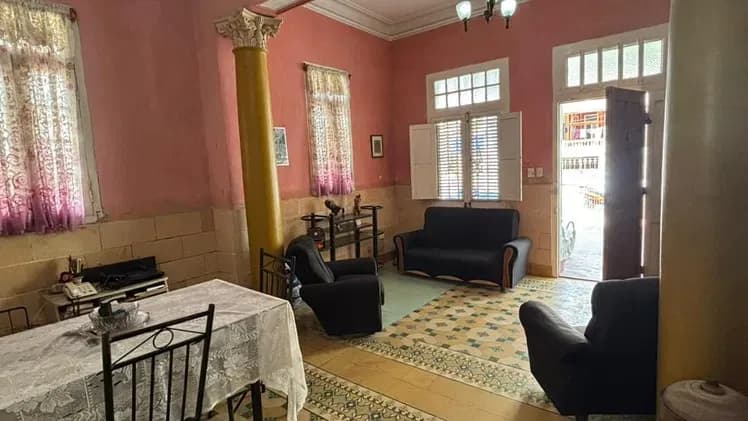 Vivienda de 2 habitaciones en Vedado, Plaza de la Revolución — foto 1 de 9