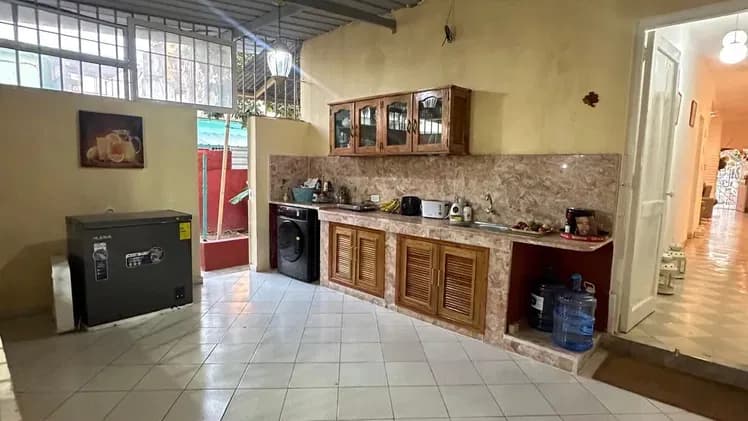 Vivienda de 4 habitaciones en Sevillano, Diez de Octubre — foto 6 de 10