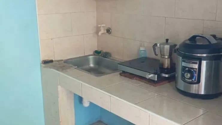 Vivienda de 2 habitaciones en Los Pinos, Arroyo Naranjo — foto 9 de 10