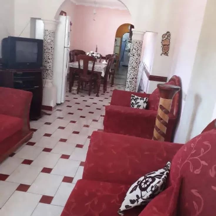 Vivienda de 3 habitaciones en Vedado, Plaza de la Revolución — foto 2 de 9
