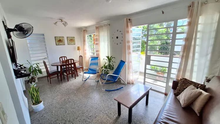 Vivienda de 2 habitaciones en Vedado, Plaza de la Revolución — foto 8 de 10