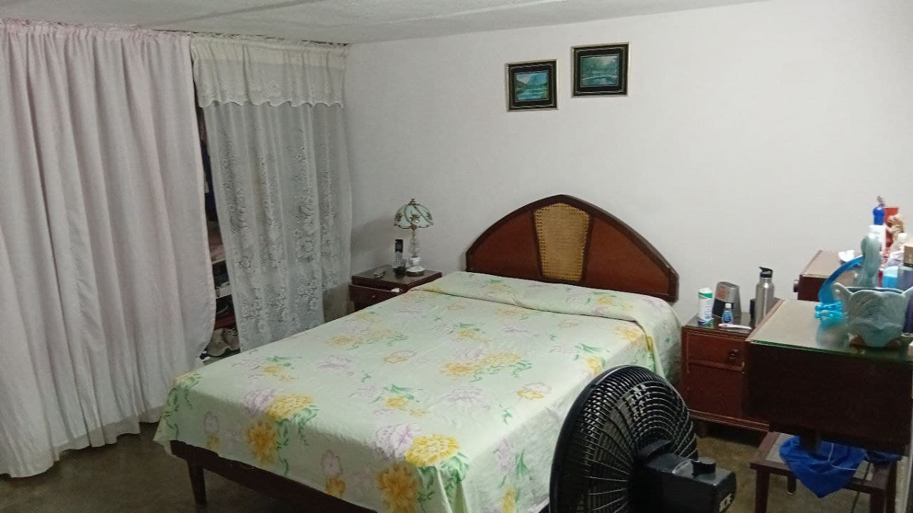 Casa de 3 habitaciones en Vedado, Plaza de la Revolución — foto 9 de 9