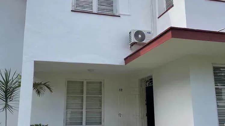 Vivienda de 6 habitaciones en Miramar, Playa — foto 2 de 10