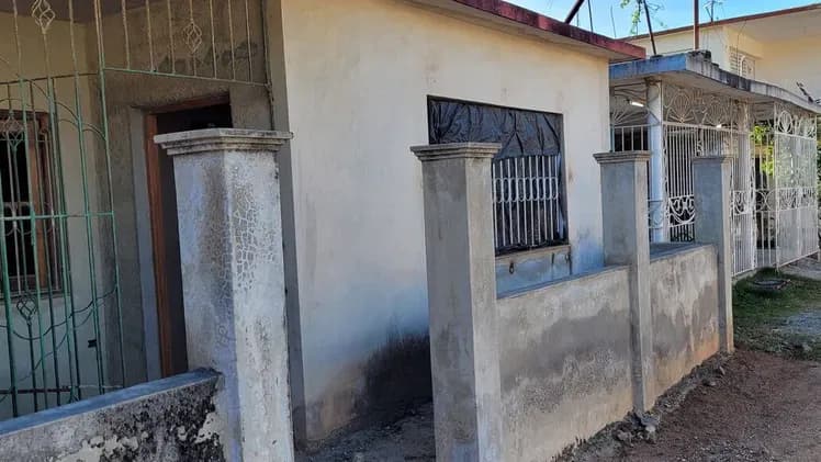 Vivienda de 3 habitaciones en Ramón Quintana, Holguín — foto 1 de 8