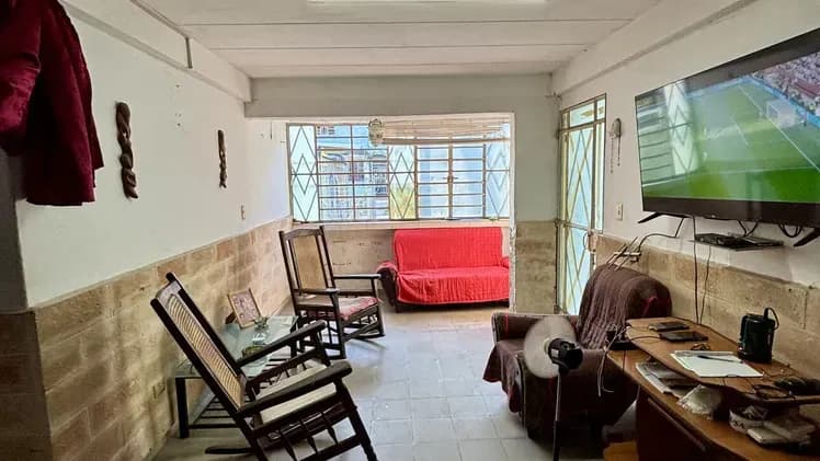 Vivienda de 3 habitaciones en Sevillano, Diez de Octubre