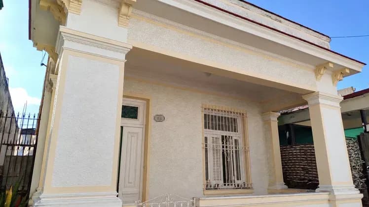 Vivienda de 3 habitaciones en Santos Suárez, Diez de Octubre