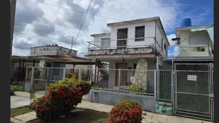 Vivienda de 6 habitaciones en Casino Deportivo, Cerro — foto 1 de 5