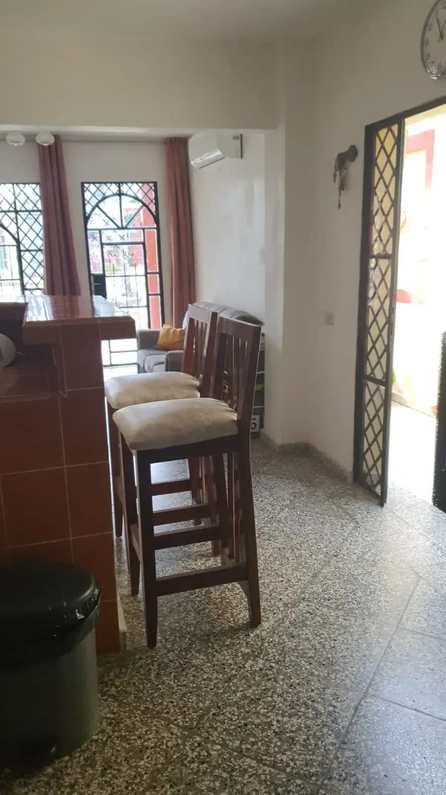 Casa de 4 habitaciones en Cienfuegos, Cienfuegos — foto 15 de 30