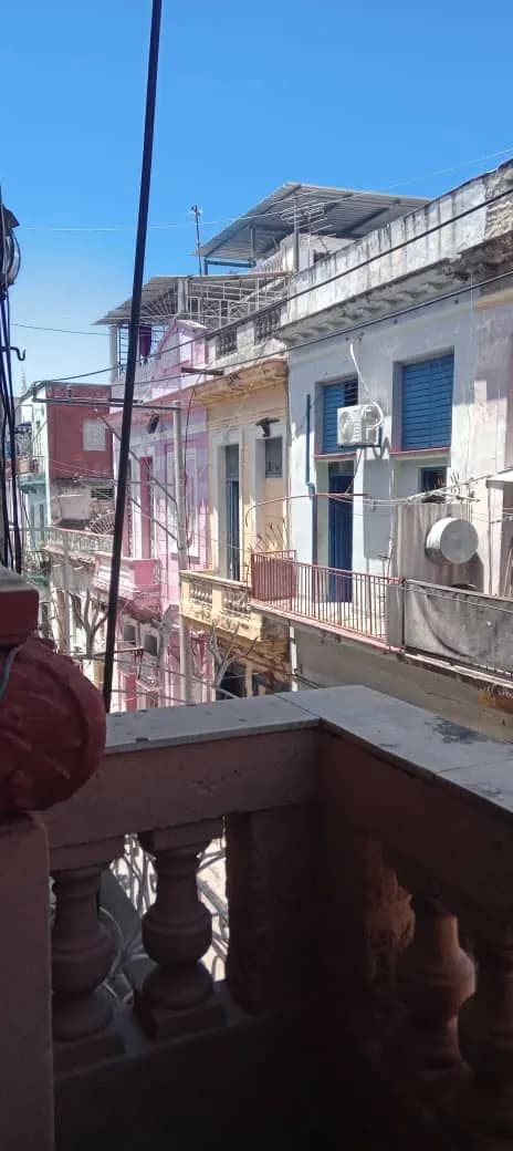 Vivienda de 4 habitaciones en Los Sitios, Centro Habana