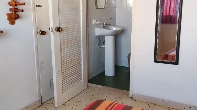 Vivienda de 2 habitaciones en Vedado, Plaza de la Revolución — foto 6 de 10