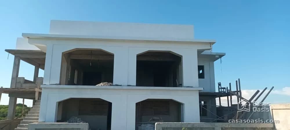 Vivienda de 6 habitaciones en Guanabo, La Habana del Este — foto 1 de 12
