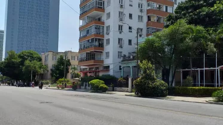 Vivienda de 2 habitaciones en Vedado, Plaza de la Revolución — foto 1 de 6